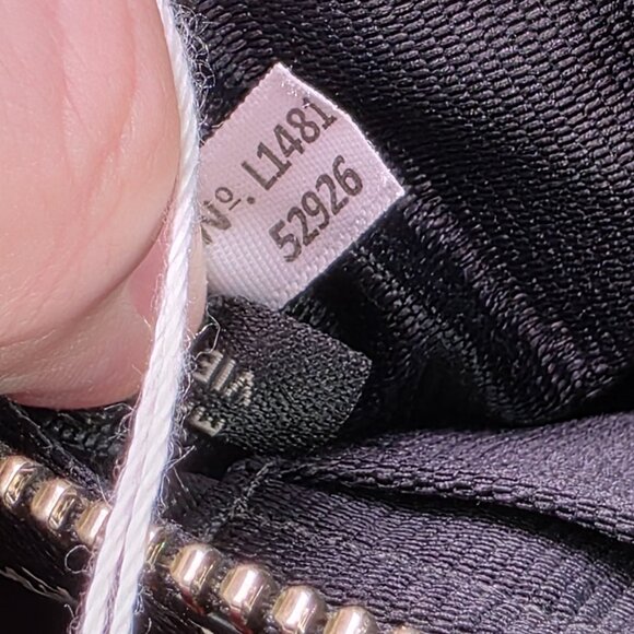 Coach Small B&W Floral Print Zipper Pouch/Wallet - Picture 5 of 7